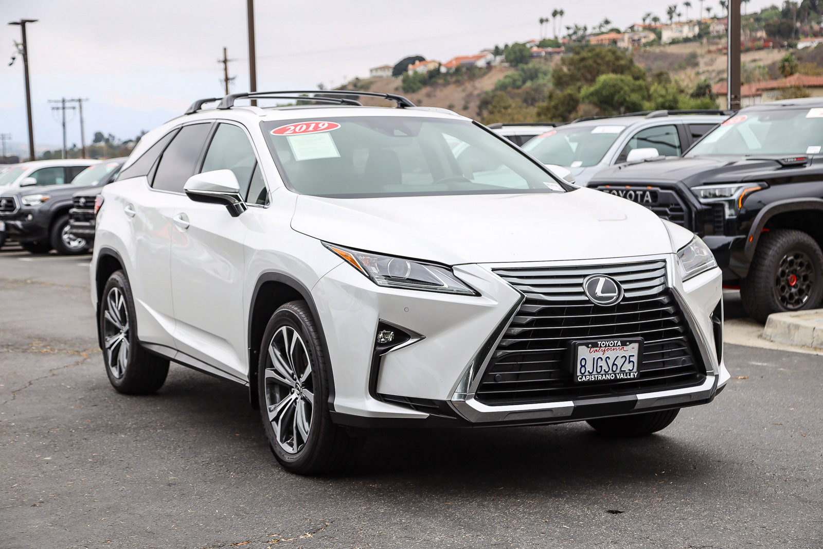 Used 2019 Lexus RX 350L FWD image 3