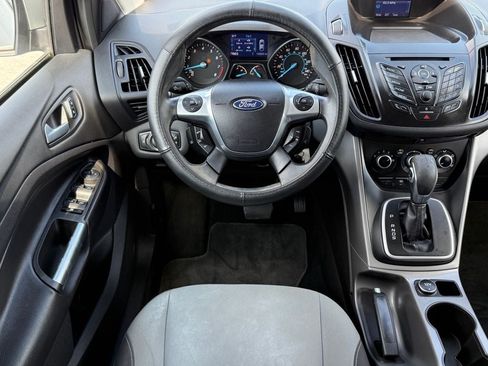 Used 2013 Ford Escape SE FWD image 17