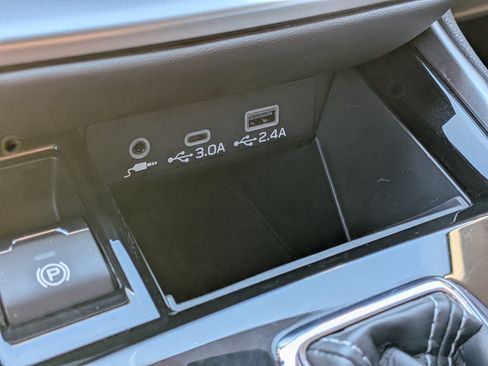 Certified 2024 Subaru Outback Limited AWD/4WD image 29