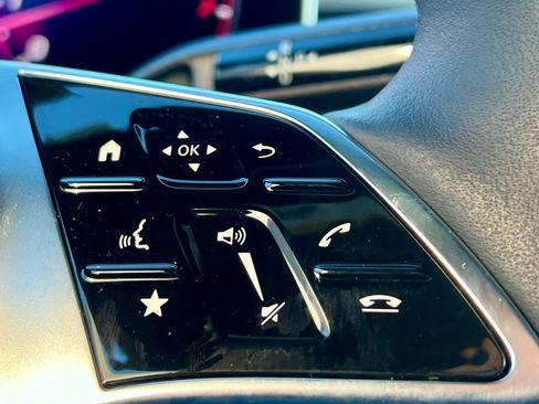 Certified 2026 Mercedes-Benz GLC 300 4MATIC image 19