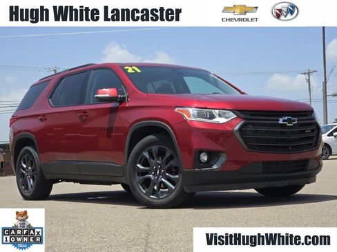 Used 2021 Chevrolet Traverse RS w/ LPO, Floor Liner Package AWD/4WD image 2