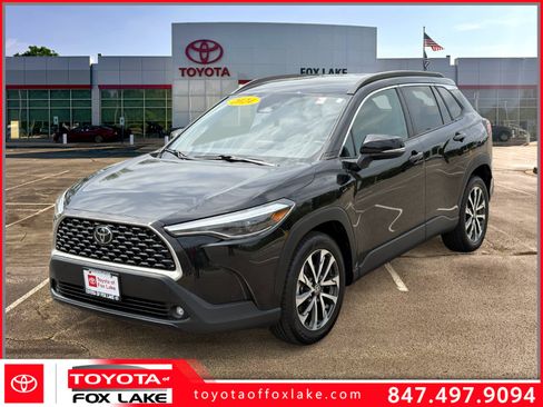 Used 2024 Toyota Corolla Cross XLE AWD/4WD image 1
