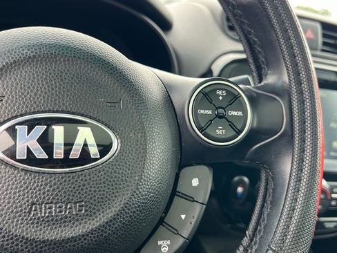 Used 2016 Kia Soul ! w/ Premium Package FWD image 20