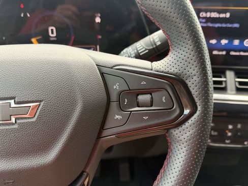 Certified 2024 Chevrolet Trax RS FWD image 24
