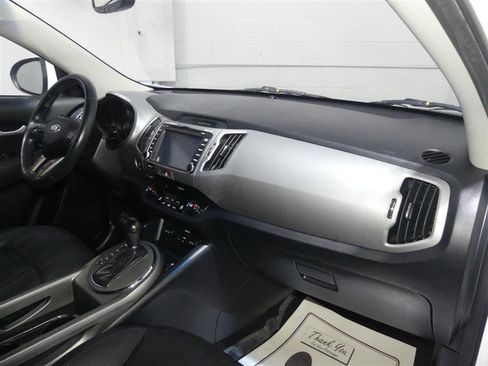 Used 2016 Kia Sportage SX FWD image 23