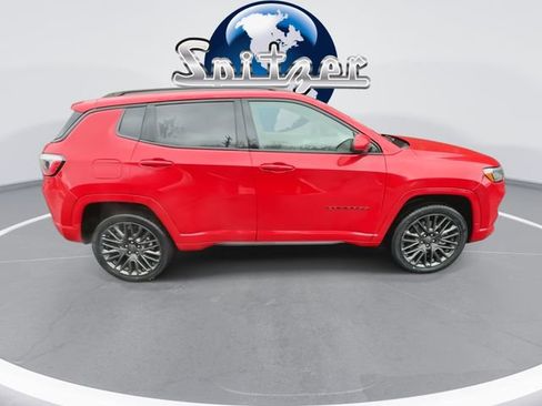 Used 2023 Jeep Compass Limited image 10