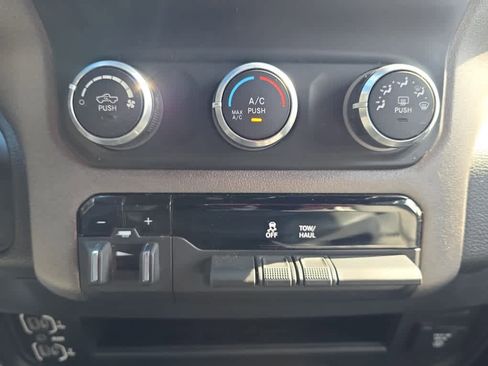 Used 2022 RAM 2500 Tradesman image 14