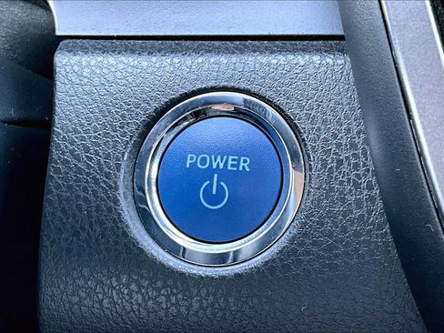 Used 2024 Toyota Camry SE w/ Audio Upgrade Package FWD image 33