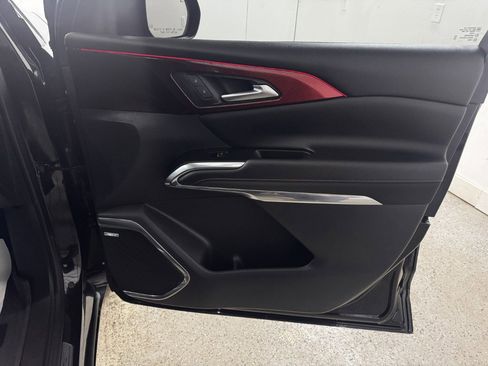 Used 2024 Chevrolet Traverse RS w/ LPO, Floor Liner Package AWD/4WD image 93