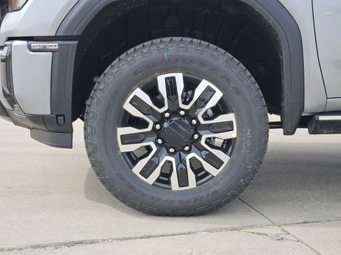 New 2026 GMC Sierra 2500 Denali Ultimate image 7