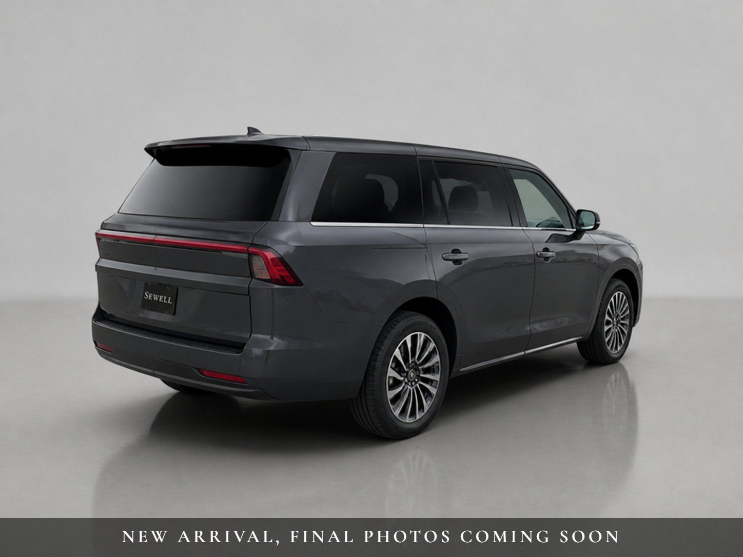 Used 2025 Lincoln Navigator L Black Label AWD/4WD image 4