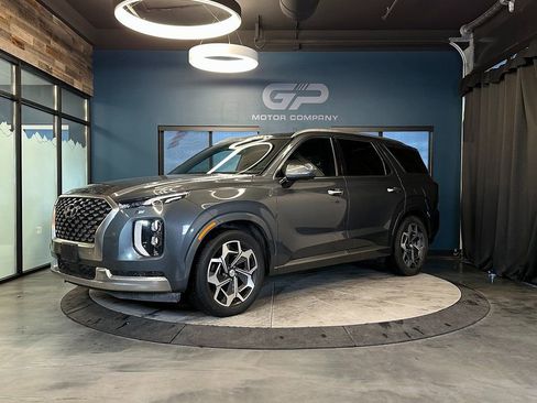 Used 2022 Hyundai Palisade Calligraphy image 7