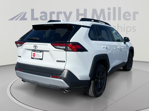 Used 2024 Toyota RAV4 Adventure AWD/4WD image 5
