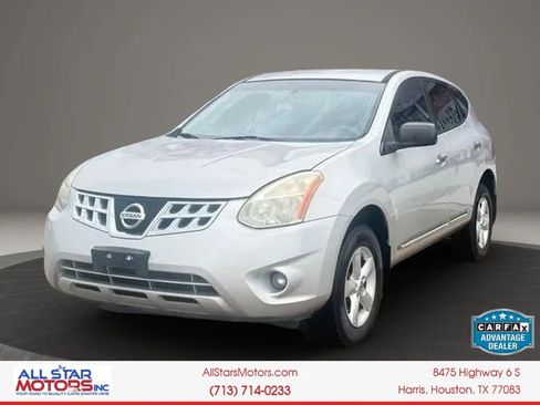 Used 2013 Nissan Rogue S FWD image 2