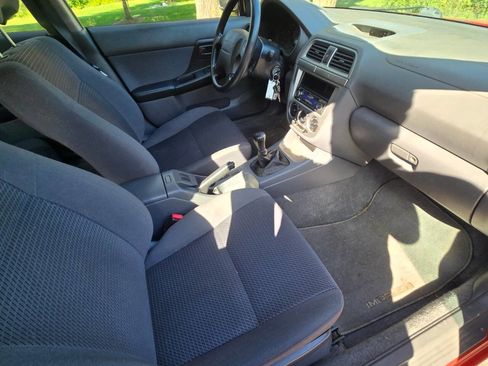 Used 2004 Subaru Impreza TS AWD/4WD image 4