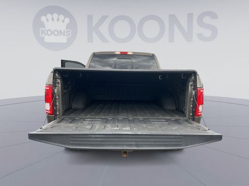 Used 2017 Ford F150 Lariat w/ Trailer Tow Package AWD/4WD image 33