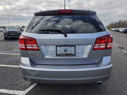 Used 2018 Dodge Journey SE w/ Popular Equipment Group FWD image 15