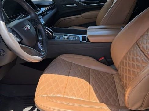 Used 2021 Cadillac Escalade Premium Luxury w/ Driver Assist Tech Package AWD/4WD image 3