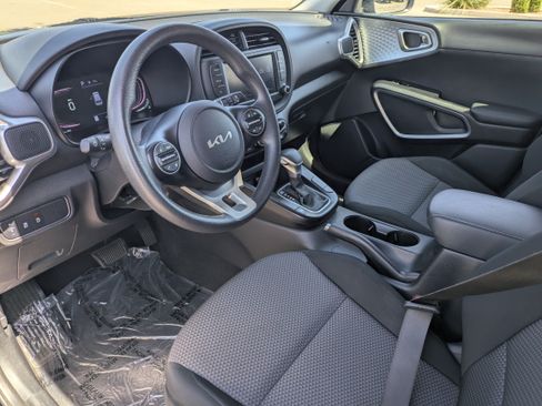 Certified 2024 Kia Soul LX w/ Option Group 015 FWD image 24