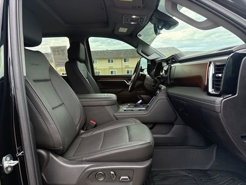 Used 2024 GMC Sierra 2500 Denali w/ Denali Reserve Package image 24