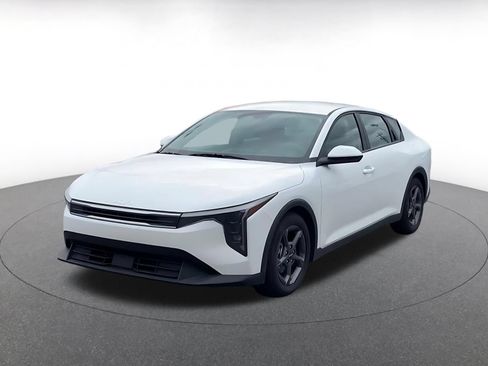 Used 2025 Kia K4 FWD image 7