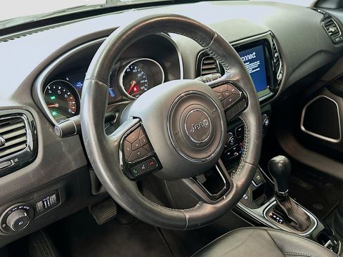 Used 2018 Jeep Compass Limited image 18