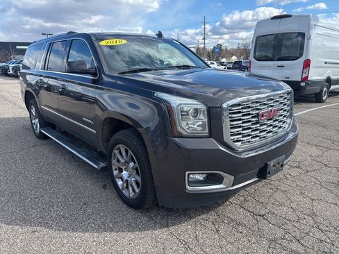 Used 2018 GMC Yukon XL Denali w/ Open Road Package image 5