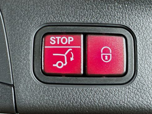 Certified 2026 Mercedes-Benz GLA 250 4MATIC image 35