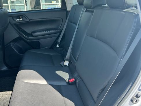 Used 2016 Subaru Forester 2.5i Limited w/ Popular Package #2 AWD/4WD image 9
