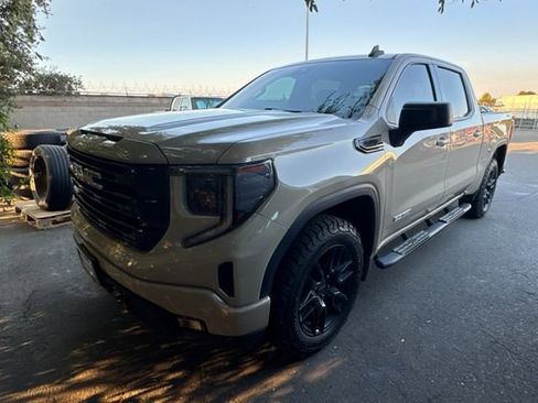 Used 2023 GMC Sierra 1500 Elevation AWD/4WD image 7