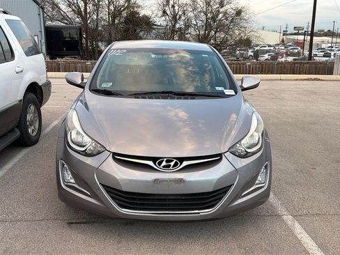 Used 2014 Hyundai Elantra SE w/ Option Group 02 image 2