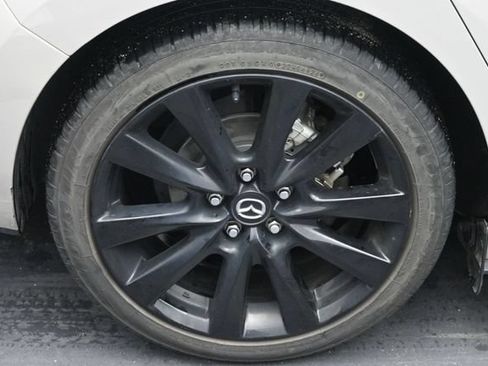 Used 2024 MAZDA MAZDA3 s FWD image 40