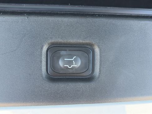 Used 2025 Ford Expedition Max Platinum AWD/4WD image 34