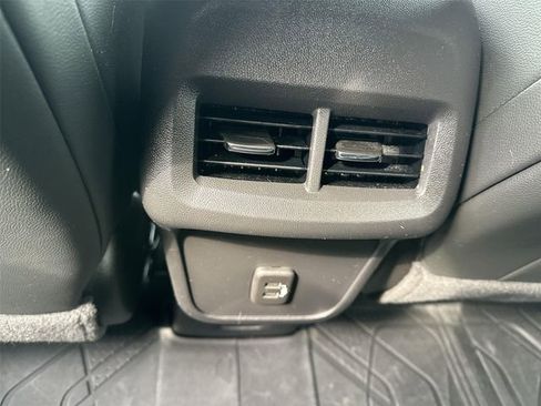 Certified 2023 Chevrolet Equinox RS image 21