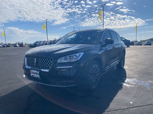 Used 2020 Lincoln Corsair Reserve w/ Equipment Group 202A image 13