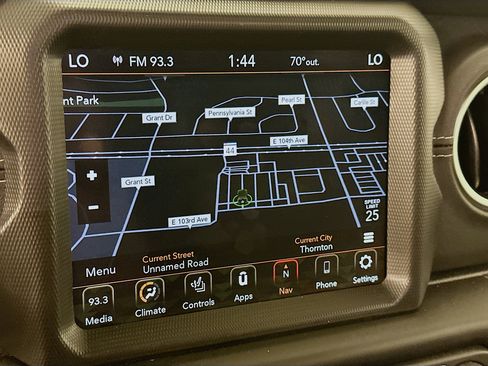 Used 2022 Jeep Wrangler Unlimited Sahara w/ Cold Weather Group AWD/4WD image 22