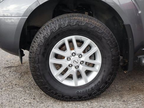 Used 2019 Nissan Frontier SV w/ Value Truck Package image 38