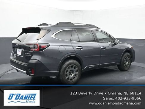 Used 2020 Subaru Outback Touring XT AWD/4WD image 6