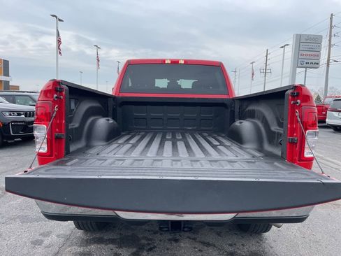 Used 2024 RAM 2500 Big Horn w/ Bed Utility Group image 18