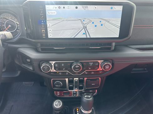 Used 2024 Jeep Wrangler Unlimited Rubicon 392 image 24