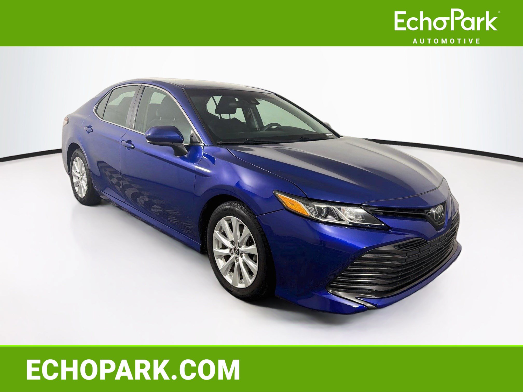 Used 2018 Toyota Camry LE FWD image 1