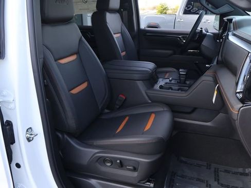New 2026 GMC Sierra 1500 AT4 w/ AT4 Premium Package image 17