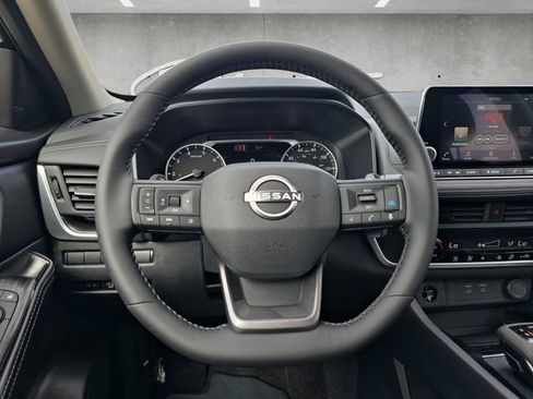 New 2026 Nissan Rogue SV FWD image 21