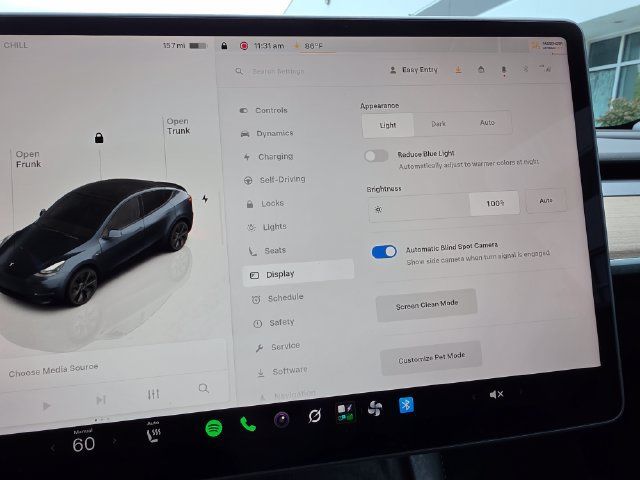 Used 2025 Tesla Model Y Long Range AWD/4WD image 55