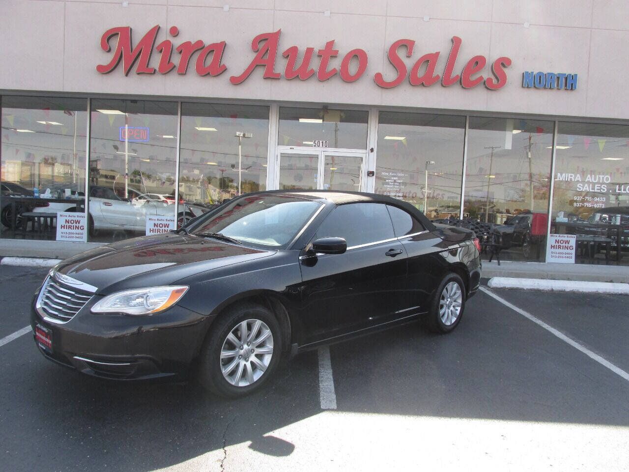 Used 2013 Chrysler 200 Touring FWD image 32