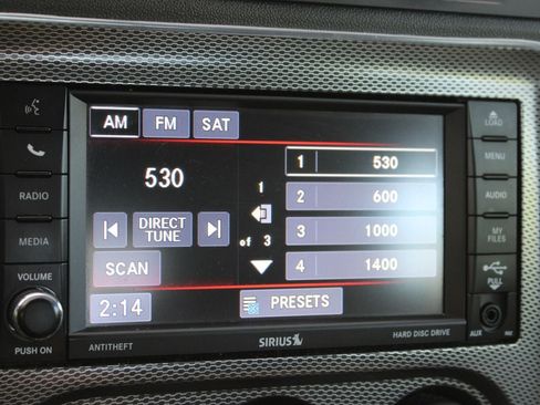 Used 2014 Dodge Challenger R/T RWD image 15