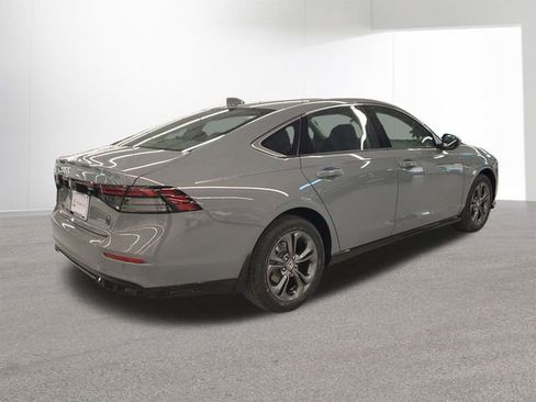 New 2026 Honda Accord EX-L image 35