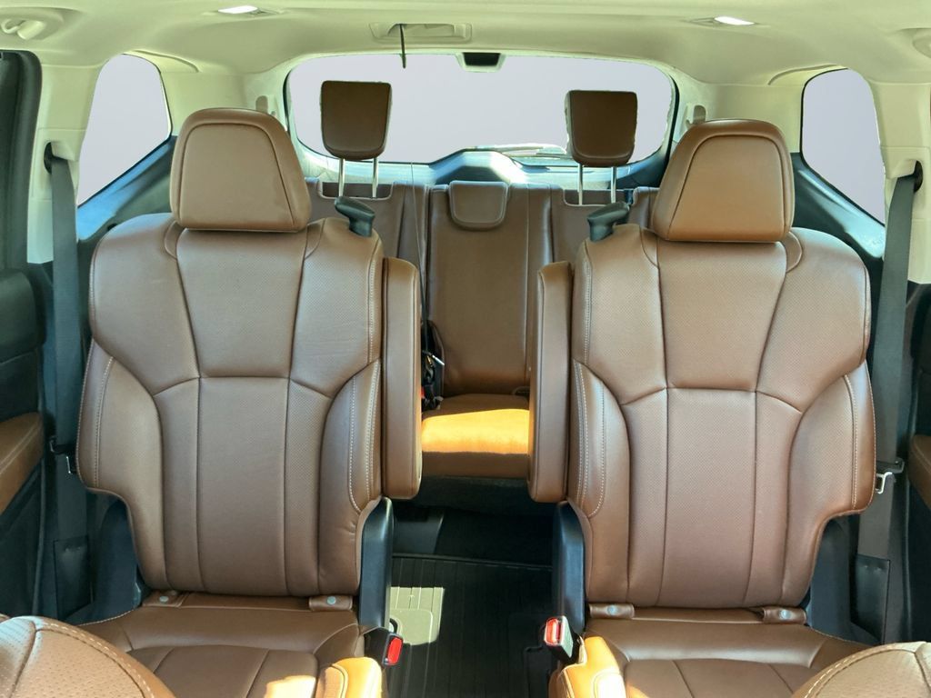Used 2022 Subaru Ascent Touring AWD/4WD image 14