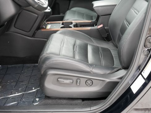 Used 2020 Honda CR-V Touring image 13