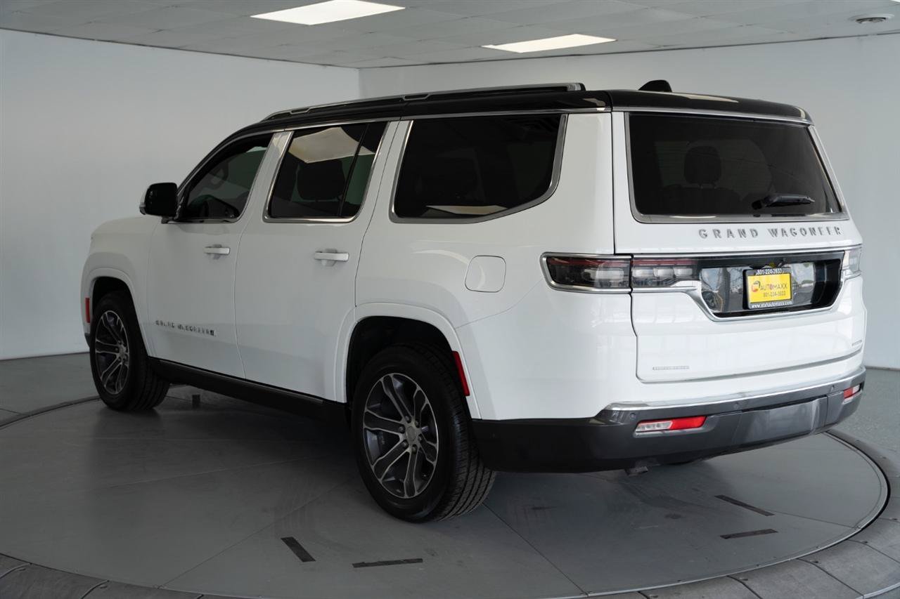 Used 2022 Jeep Grand Wagoneer Series I AWD/4WD image 5